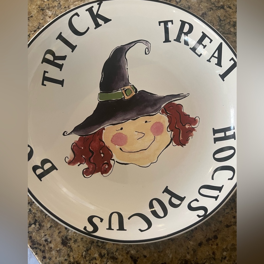 Halloween Trick Treat Witch's Face Ceramic‎ Large Bowl Rosanna 12.5" Hocus Pocus